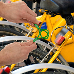 Linka Stalowa w PCV ZIELONA z Pętlami Pętelkami Lina z Okiem Oczkami Pętlica 1,6/3mm 1x7