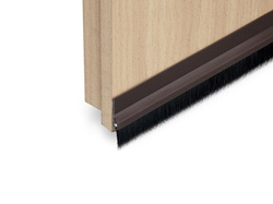 Listwa PCV Uszczelniająca ze Szczotką 20mm Szczotka do Drzwi 98cm PRZEZROCZYSTA